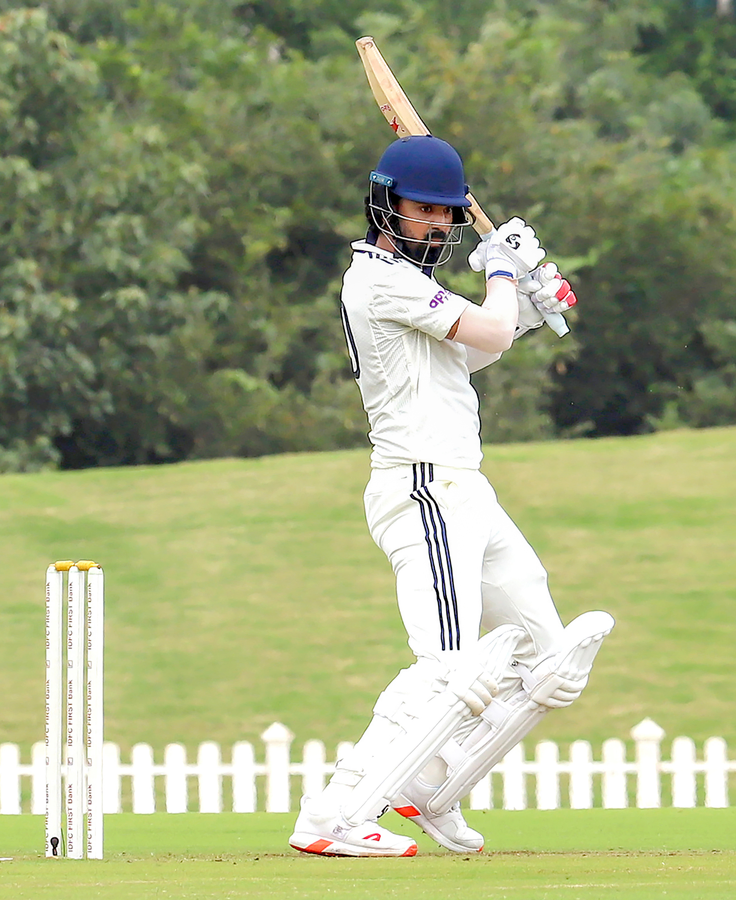 Ranji Trophy Semi-Final: Karnataka Eye Victory After Strong Day 1.webp