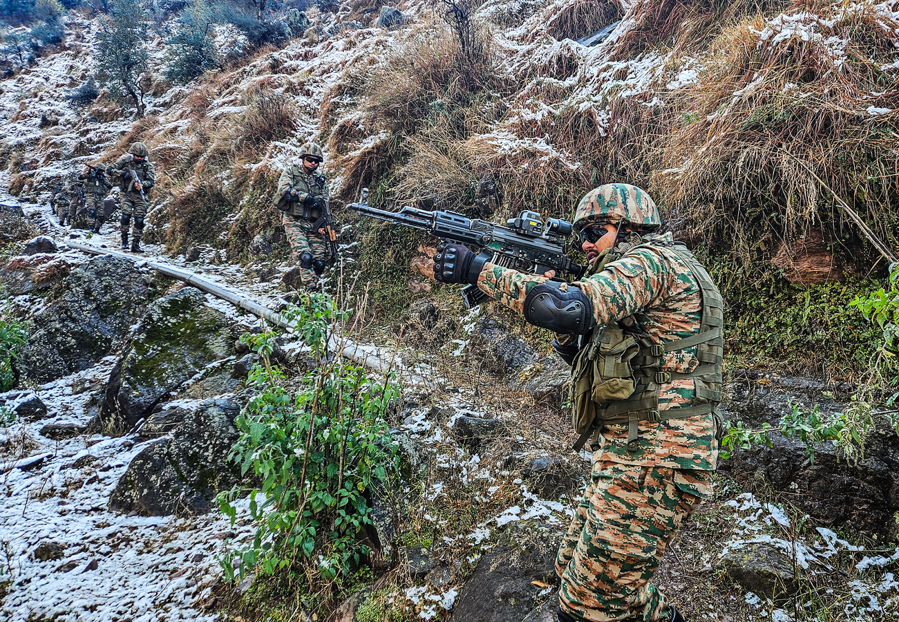 Anti-Terrorist Operation in Kishtwar Results in Multiple Casualties.webp