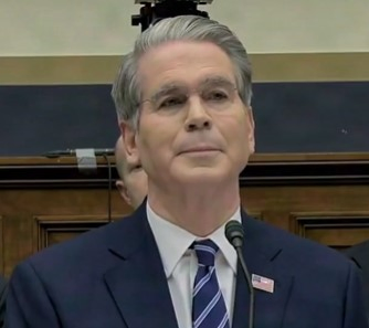 Trump Admin Pivot: Treasury Secretary Downplays Tariff Refund Issue