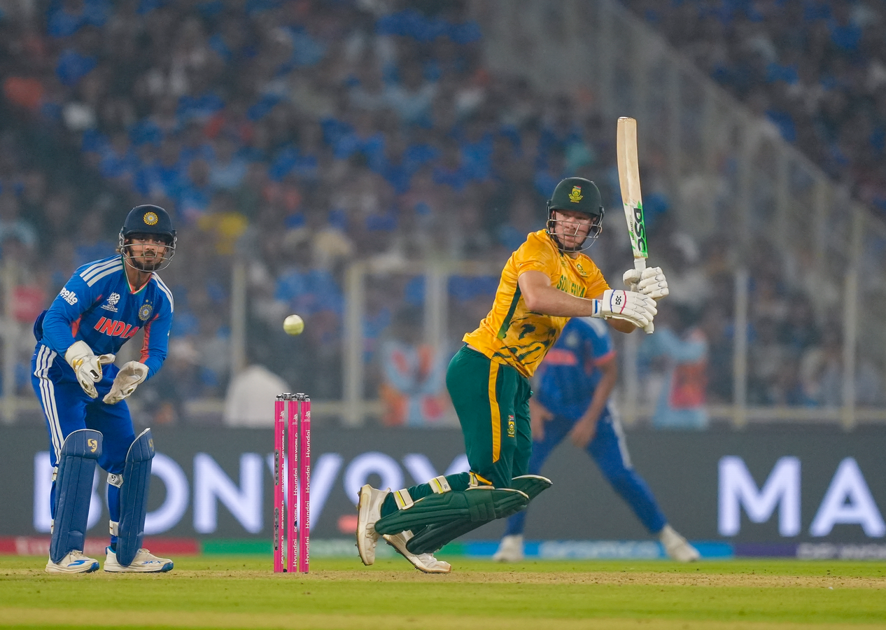 Trusting Instincts: Miller Neutralizes Varun Chakravarthy.webp