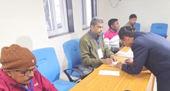 Local Elections in Jharkhand: Citizens Exercise Their Right to Vote