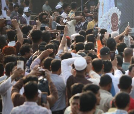 Rising Violence in Bangladesh: BNP Leader Among Injured.webp