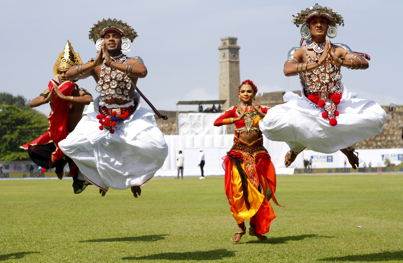 India Surpasses Other Nations as Sri Lanka's Top Tourist Source.webp