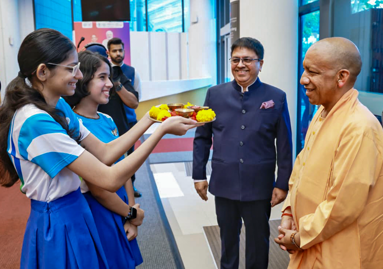 Cultural Bonds Strengthened: Adityanath Visits Singapore's Diaspora.webp