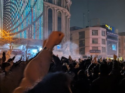 Iran's Campaign of Suppression: HRW Calls for International Action.webp