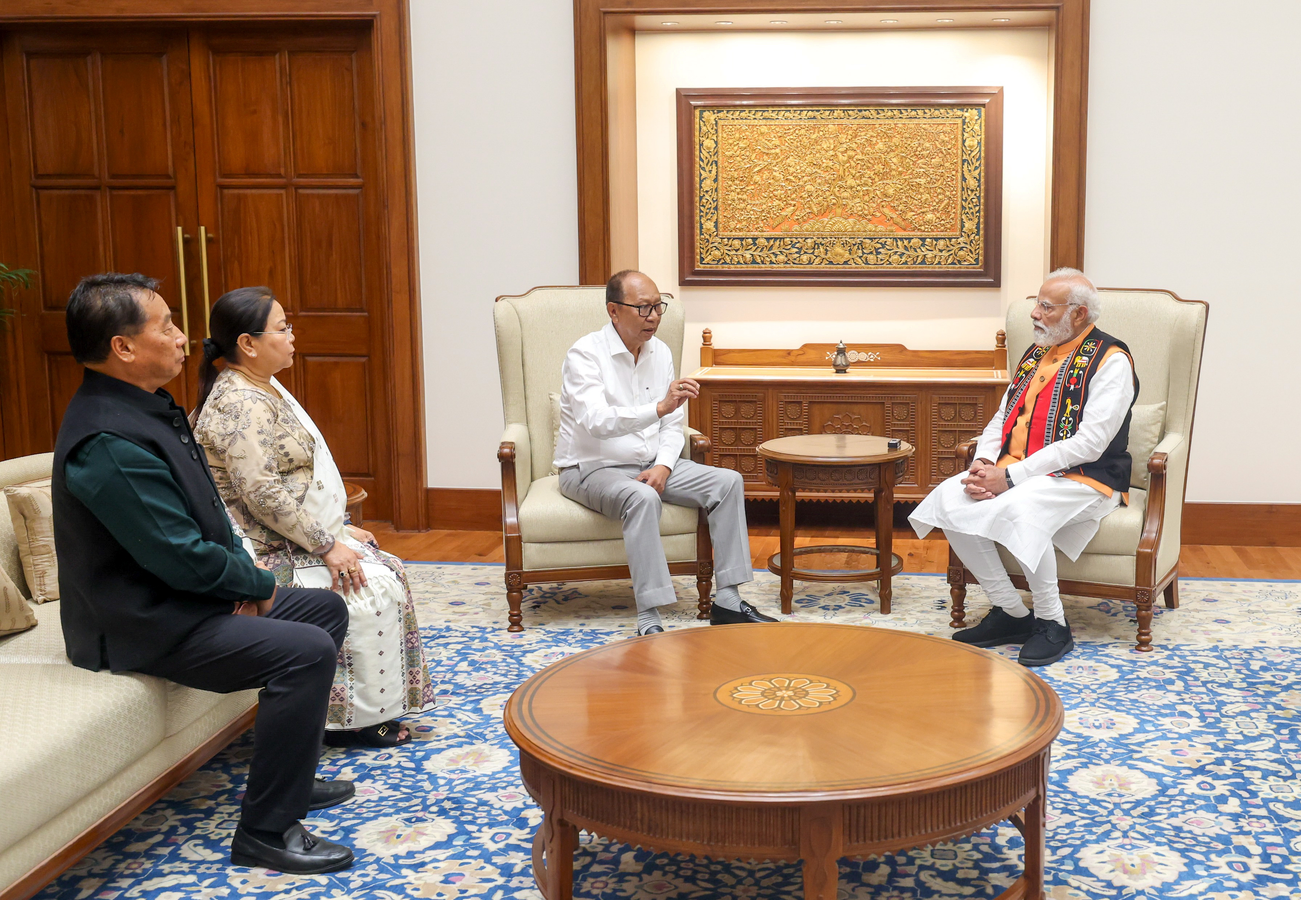 Manipur CM Meets PM Modi to Discuss State Peace and Development.webp