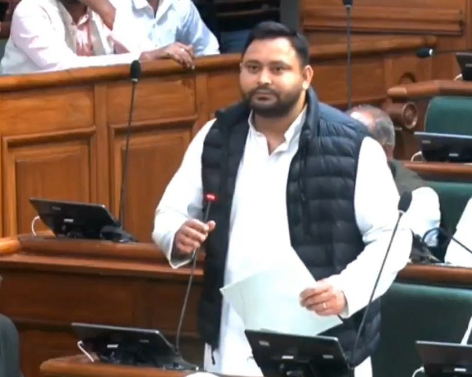 Legislative Uproar: Concerns Raised Over Teacher Imbalance in Bihar.webp