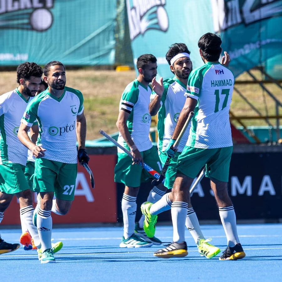 Hockey Team's World Cup Qualifiers Journey Marked by Controversy.webp