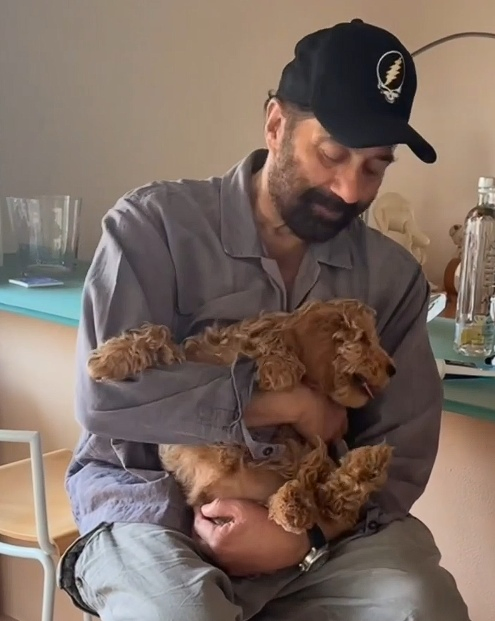 Bollywood Star Shares Cute Moment with Furry Companion.webp Bollywood Star Shares Cute Moment with Furry Companion.webp