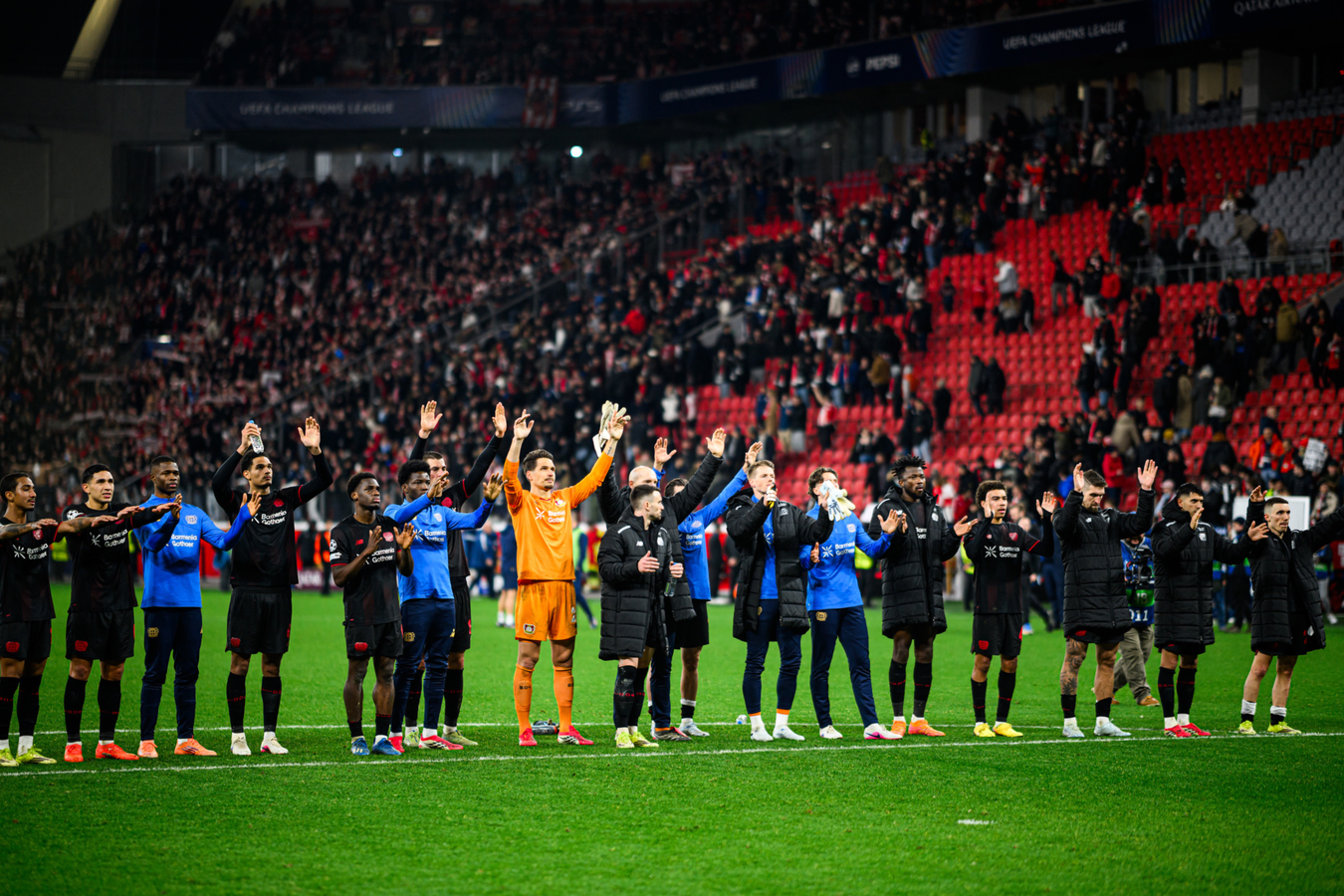 Champions League: Leverkusen Progress After Defensive Display