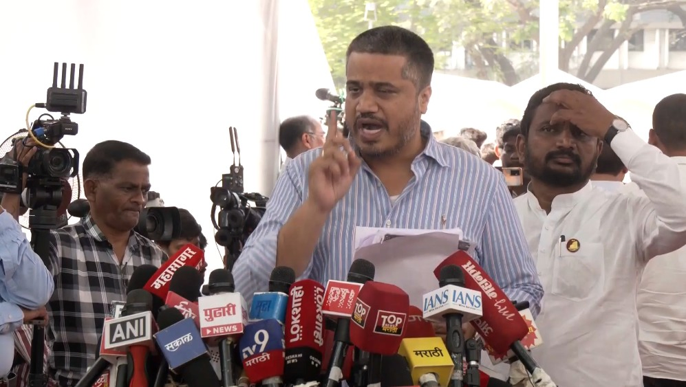 Allegations Emerge: Pawar Claims DGCA Delayed Investigation Following Crash.webp Allegations Emerge: Pawar Claims DGCA Delayed Investigation Following Crash.webp