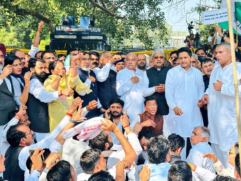 Congress Accuses BJP of Undermining Rural Employment Scheme.webp