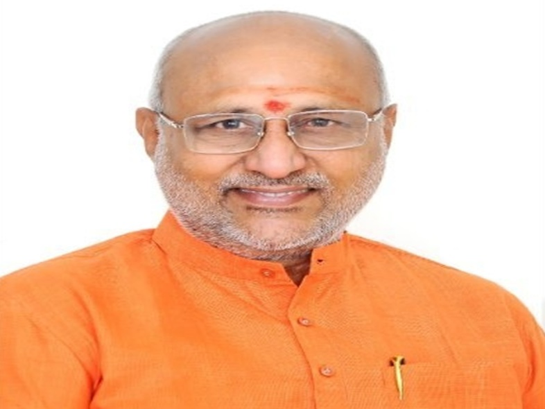 VP Radhakrishnan Attends University of Kashmir Convocation.webp VP Radhakrishnan Attends University of Kashmir Convocation.webp