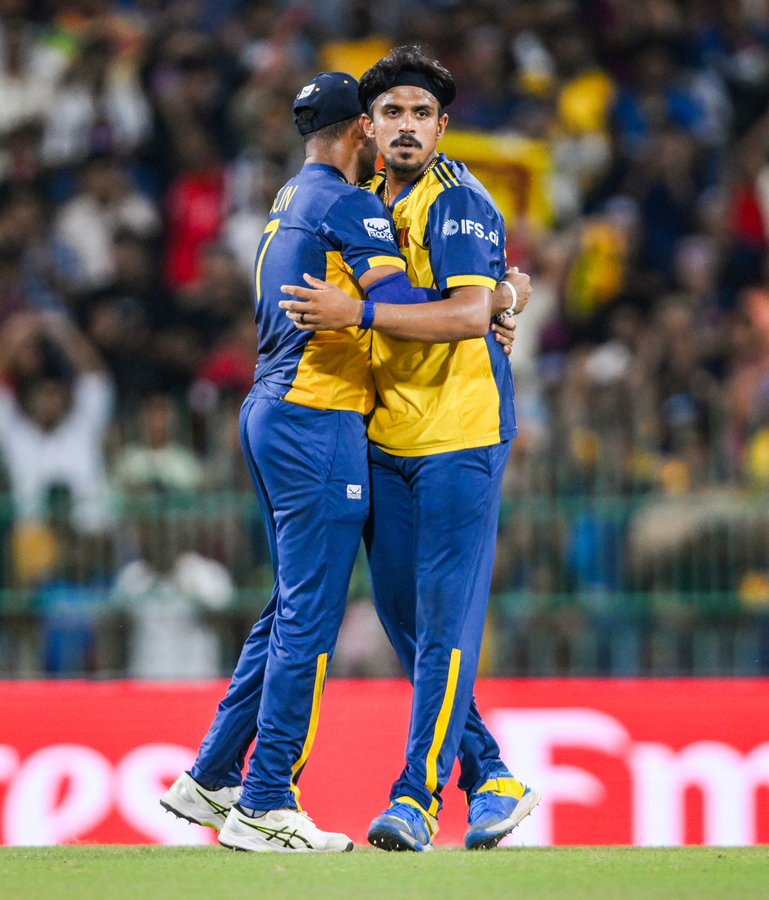 Ghosts of a Golden Era: Sri Lanka Fans Reflect on Past Successes.webp Ghosts of a Golden Era: Sri Lanka Fans Reflect on Past Successes.webp