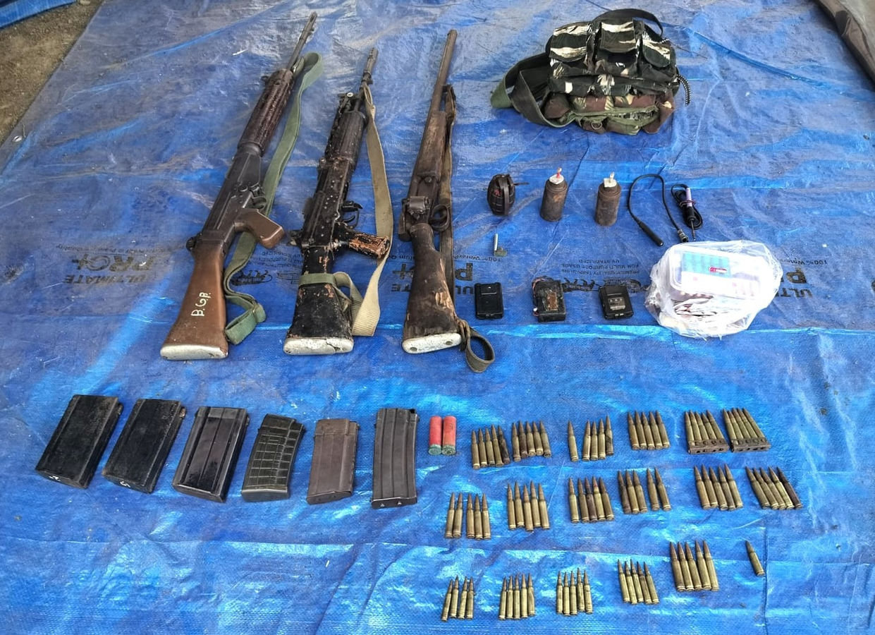 Bastar Encounter: Maoist Cadres Hichami Madda and Manki Podium Killed.webp