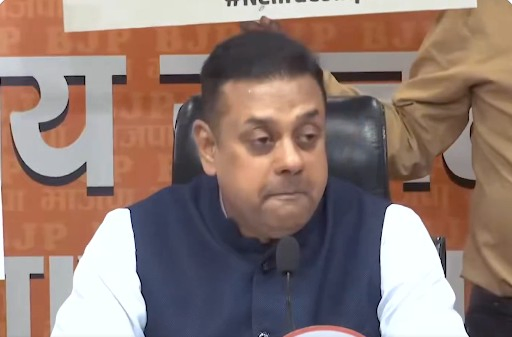 Seven Questions Raised on Nehru's Foreign Policy Decisions.webp