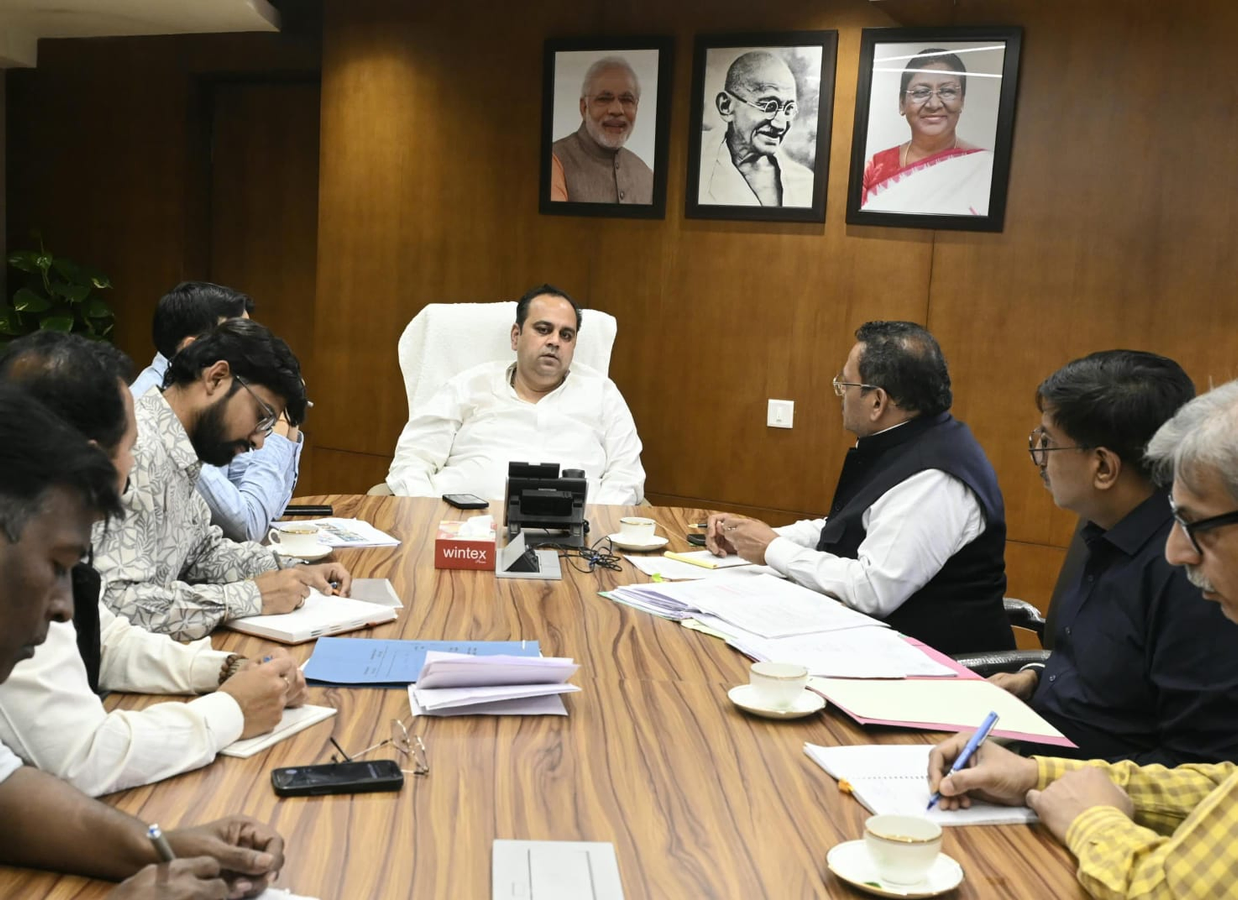 Paneer & Khoya Samples Tested as Delhi Prepares for Festive Season