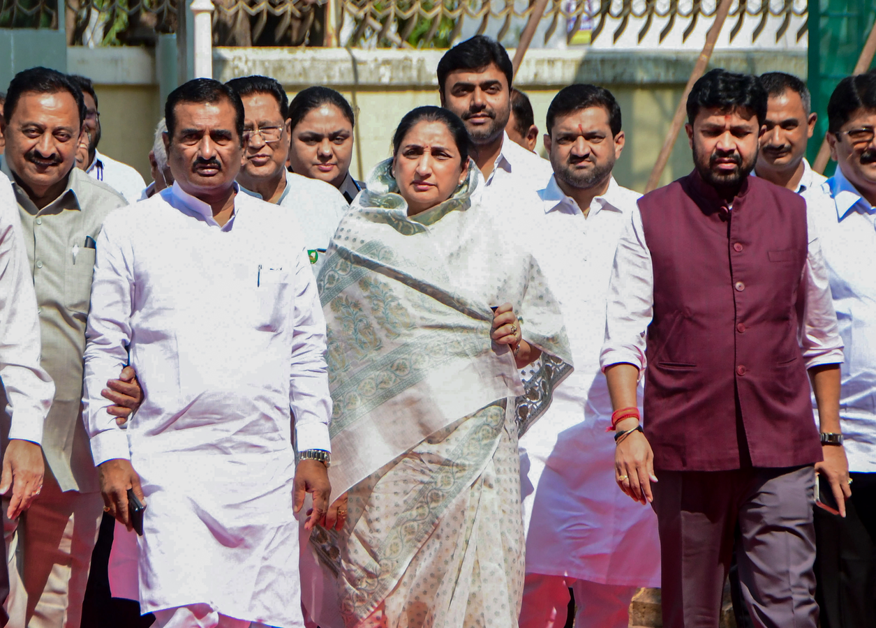 Sunetra Pawar Vows to Carry Forward NCP Ideals Following Leader's Passing.webp