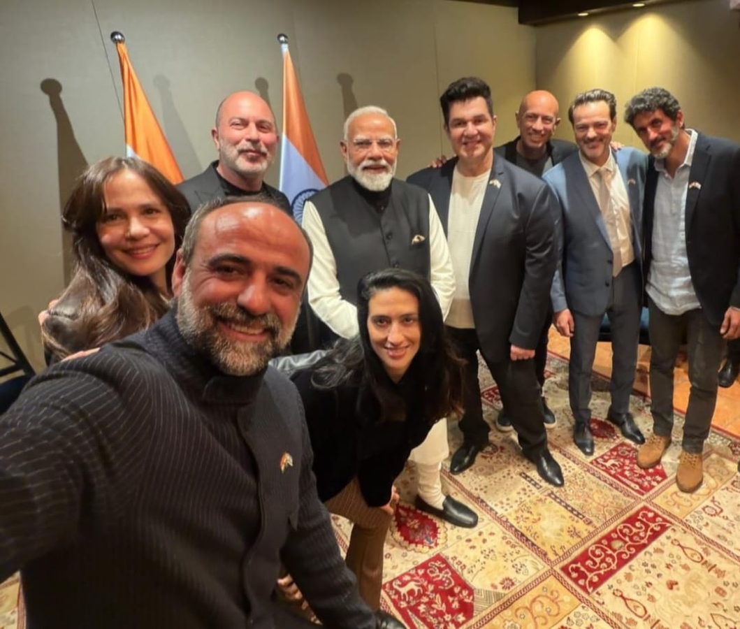 PM Modi's 'No Undercover Work' Selfie with 'Fauda' Creators.webp
