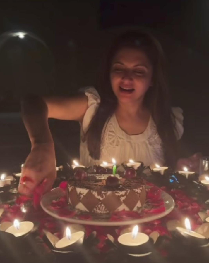 Royal Rajasthan: Bhagyashree and Avantika Dassani Share Vacation Moments.webp