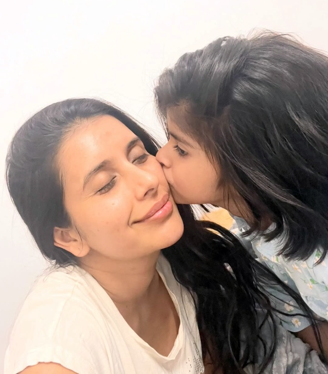 Ziana's Tiny Kisses: Charu Asopa Reflects on 'Greatest Gift'.webp
