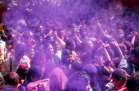 Eco-Friendly Holi: Madhya Pradesh Promotes Sustainable Celebrations.webp