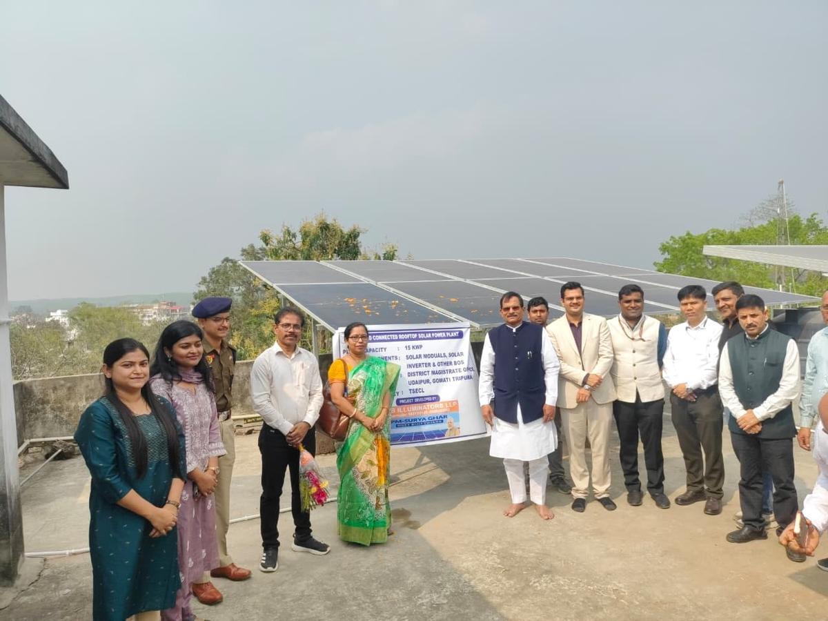 Shripad Naik Inaugurates Solar Plant in Tripura, State Plans Expansion