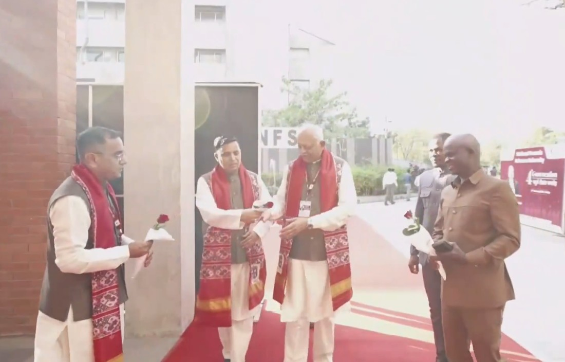 Gujarat University Celebrates Forensic Science Graduates, New Dispute Resolution Centre Launc...webp