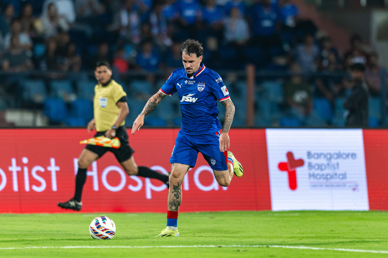 Punjab FC Beats Bengaluru FC 2-0 in ISL 2025-26.webp