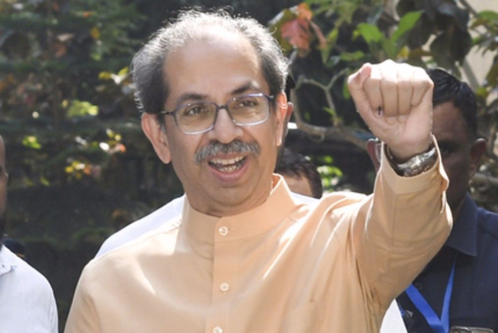 MVA Accuses BJP of Misrepresenting School Language Policy.webp