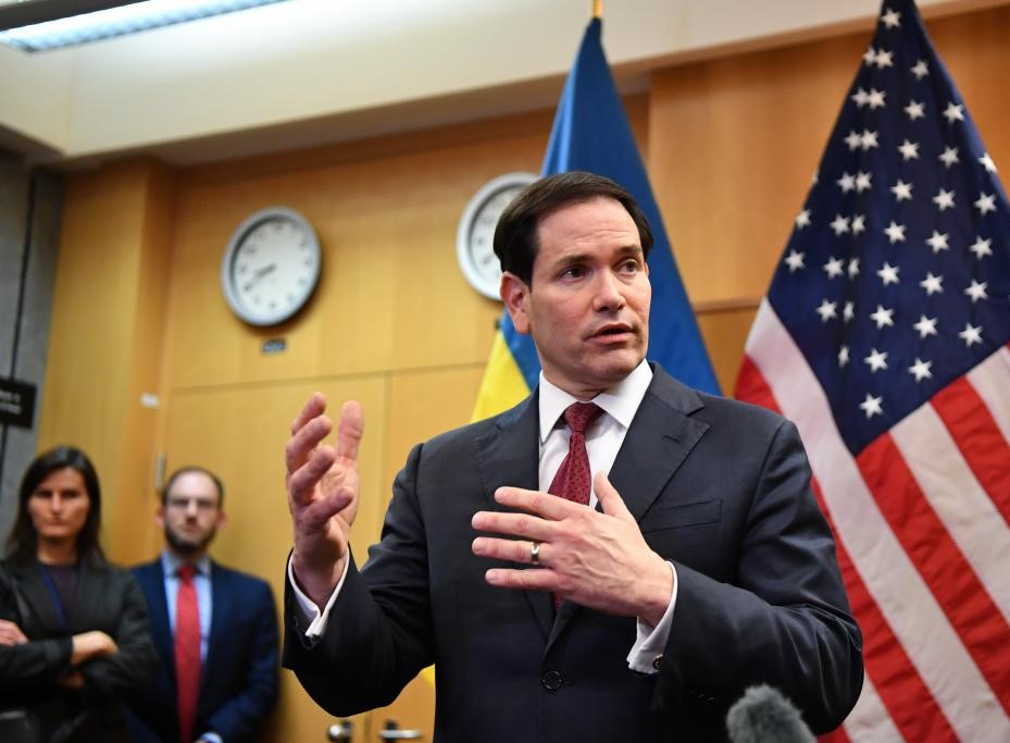 Iran Detention Status Escalates Tensions, Sparks War Debate.webp