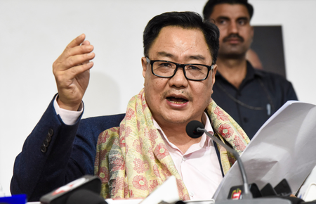 Delhi Court Acquits Kejriwal; Rijiju Questions Credibility.webp