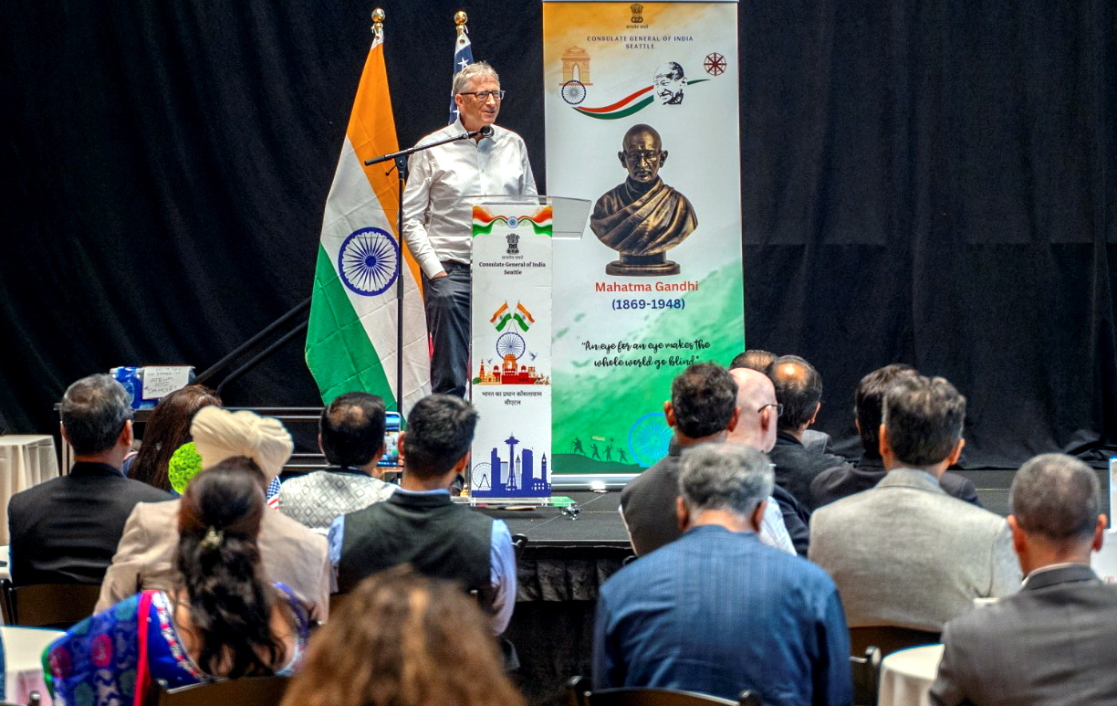 Gates Visits Andhra Pradesh to Discuss Expansion of Initiatives.webp Gates Visits Andhra Pradesh to Discuss Expansion of Initiatives.webp