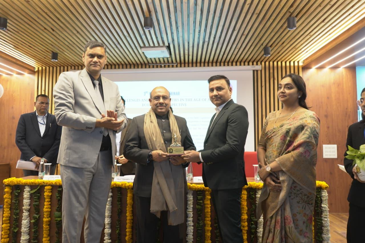 Delhi Assembly Speaker Issues Attendance Advisory for Committees.webp