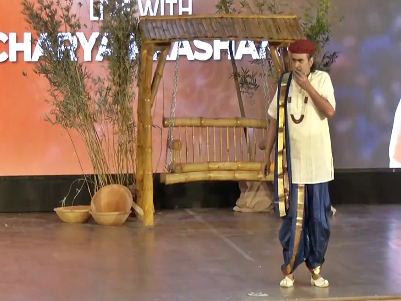 Acharya Prashant's Mahashivratri Theatre Event: Blending Spirituality and Philosophy.webp