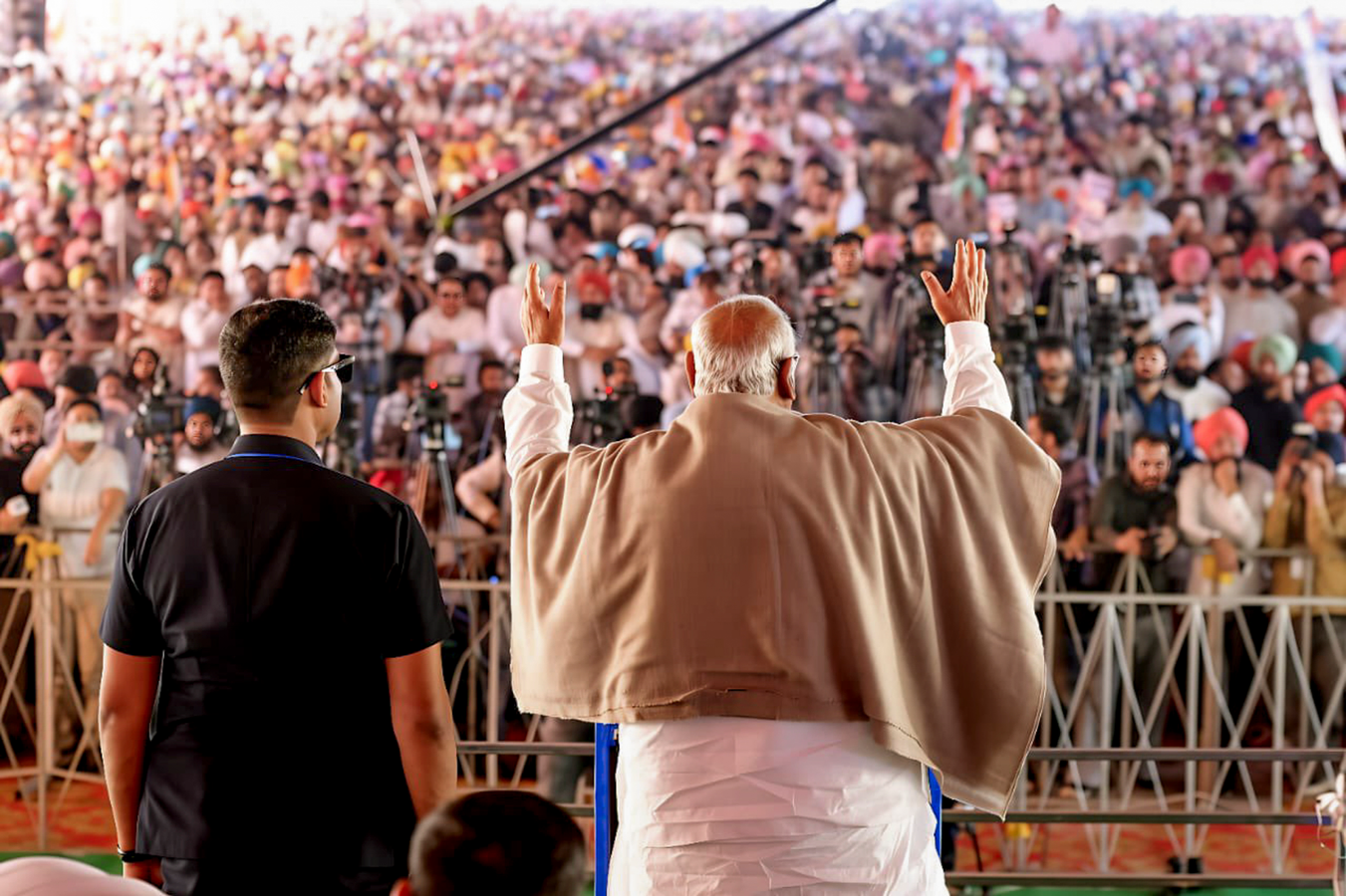 Kharge Calls for Action Against 'B-Team' in Punjab, Highlights Law and Order Concerns.webp