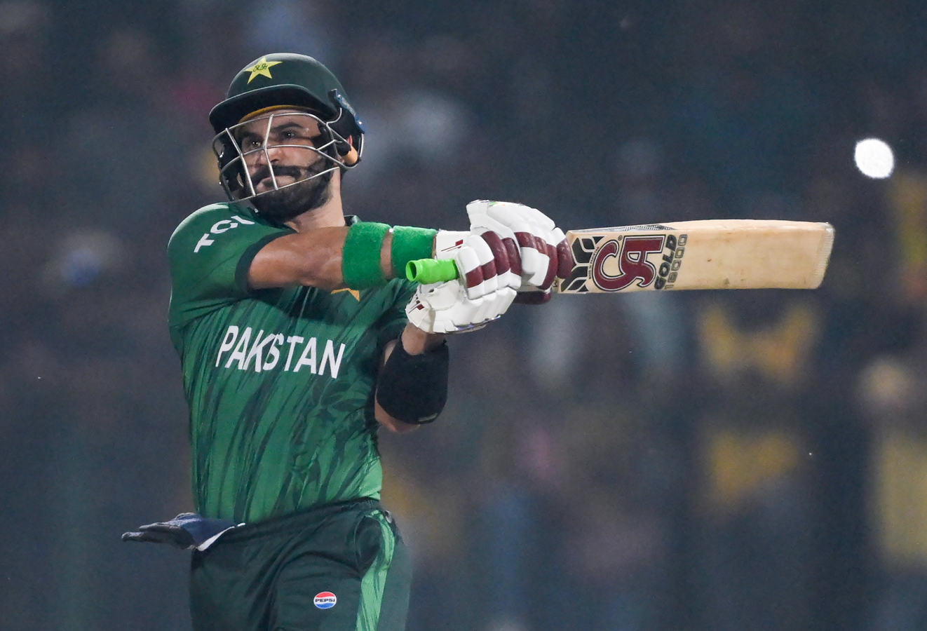 Sahibzada Farhan and Fakhar Zaman Lead Pakistan to 212 Against Sri Lanka