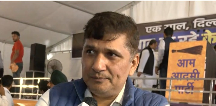 AAP Rally Highlights Dismissed Workers, Claims Vendetta Politics