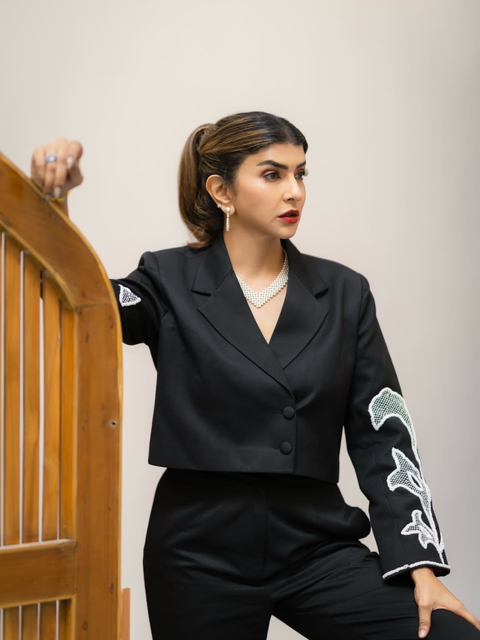 Family Safety Concerns Rise in Dubai Amidst Middle East Tensions.webp