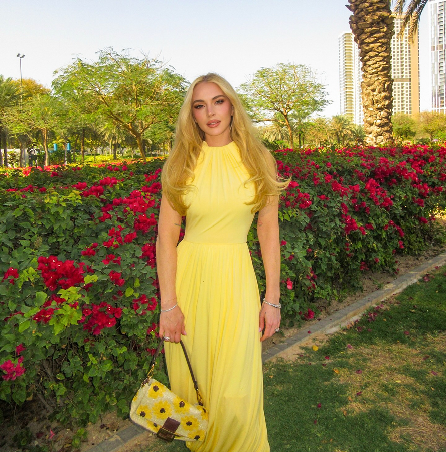Lindsay Lohan and Family Safe Following UAE Missile Strikes.webp