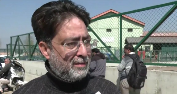 Kashmiri Students Stranded in Iran: Families Seek Govt. Help.webp Kashmiri Students Stranded in Iran: Families Seek Govt. Help.webp