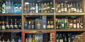 Bihar Police Seizes Large Quantity of Foreign Liquor Ahead of Holi.webp