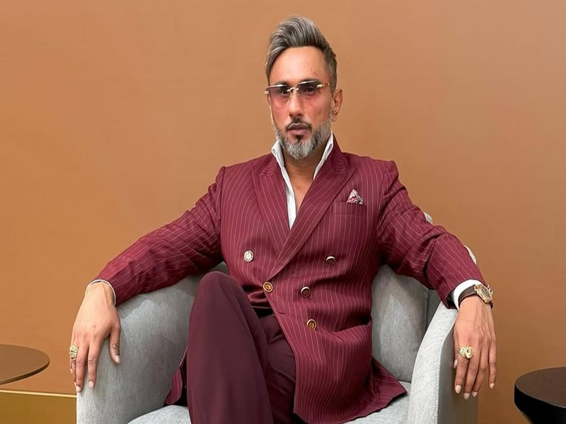 Honey Singh Updates Location, Addresses Concerns During Regional Instability.webp Honey Singh Updates Location, Addresses Concerns During Regional Instability.webp