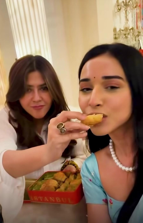 Tanya Mittal Shares Emotional Moment with Ekta Kapoor.webp