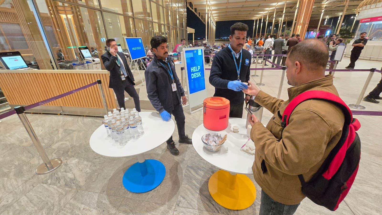 Karnataka Government Aims to Assist Kannadigas Stranded in Dubai.webp Karnataka Government Aims to Assist Kannadigas Stranded in Dubai.webp