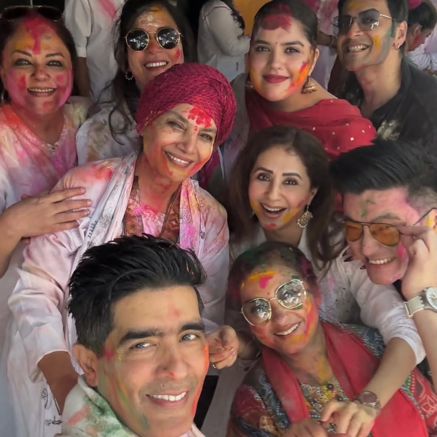 Urmila Matondkar's Return to the Spotlight: Holi Celebration.webp Urmila Matondkar's Return to the Spotlight: Holi Celebration.webp