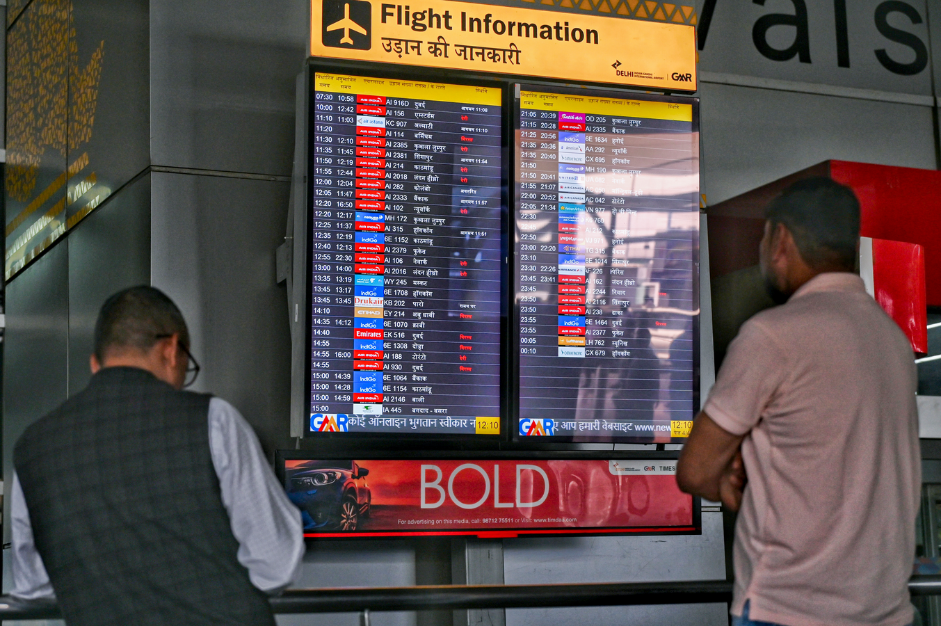 Financial Strain and Fear: Passengers Share Experiences from Dubai.webp