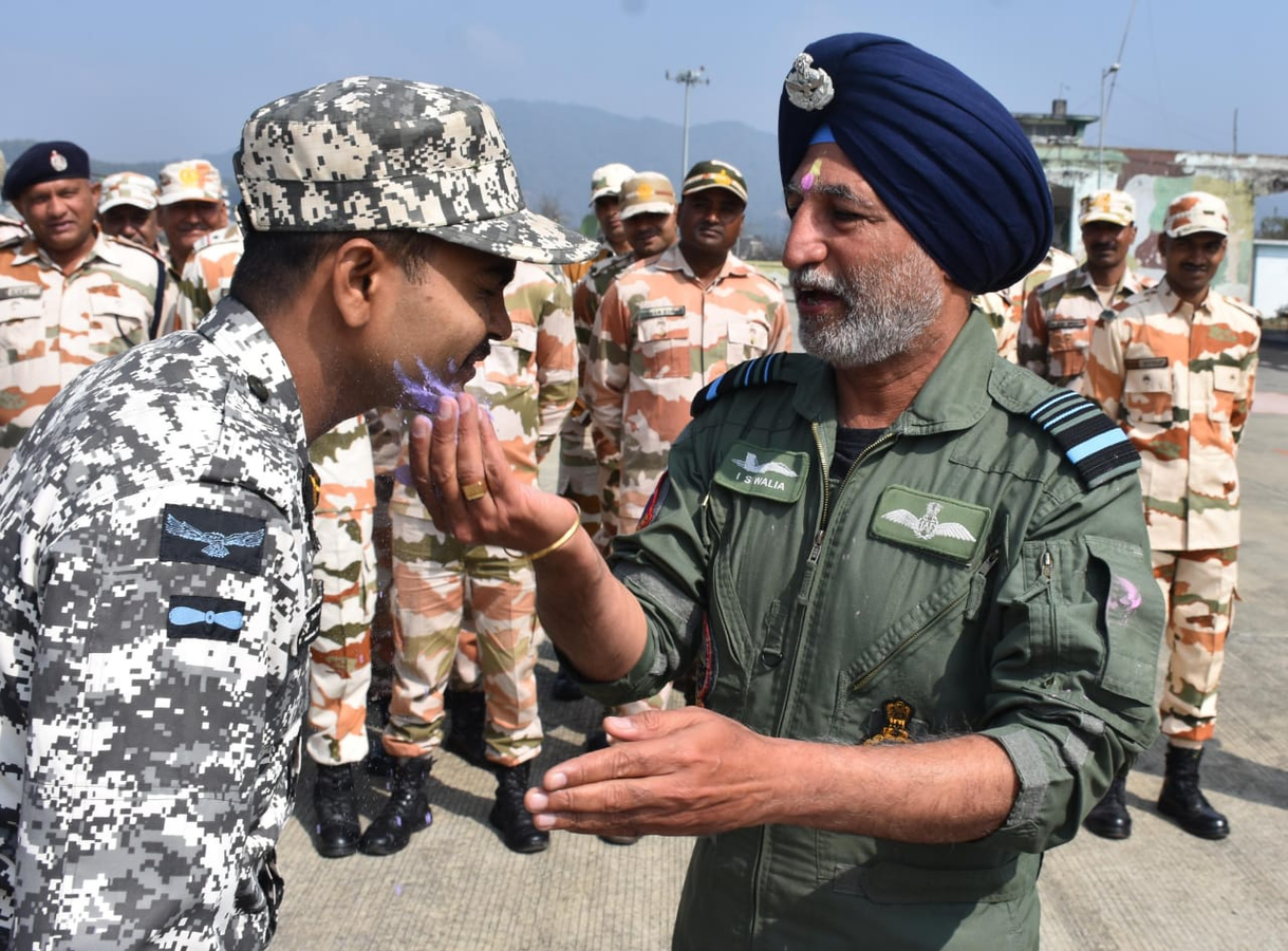 Indian Armed Forces Mark Holi with Camaraderie and Mission Focus.webp