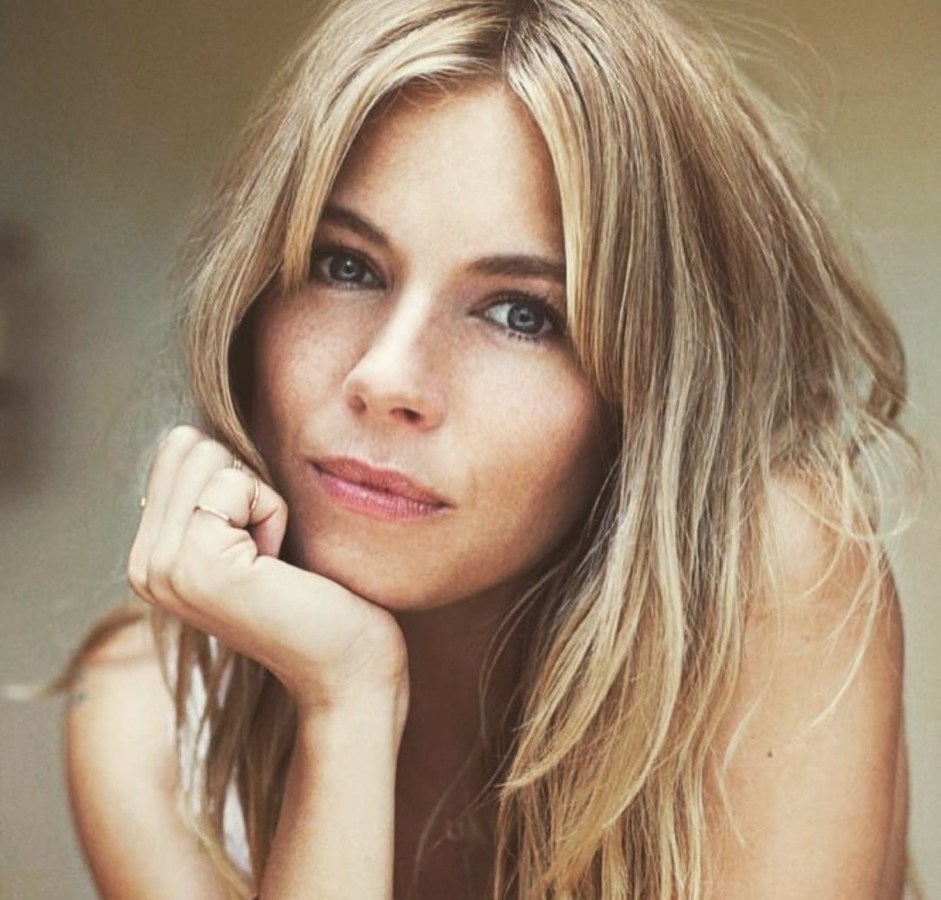 Sienna Miller Prioritizes Family Time After Expanding Her Family.webp