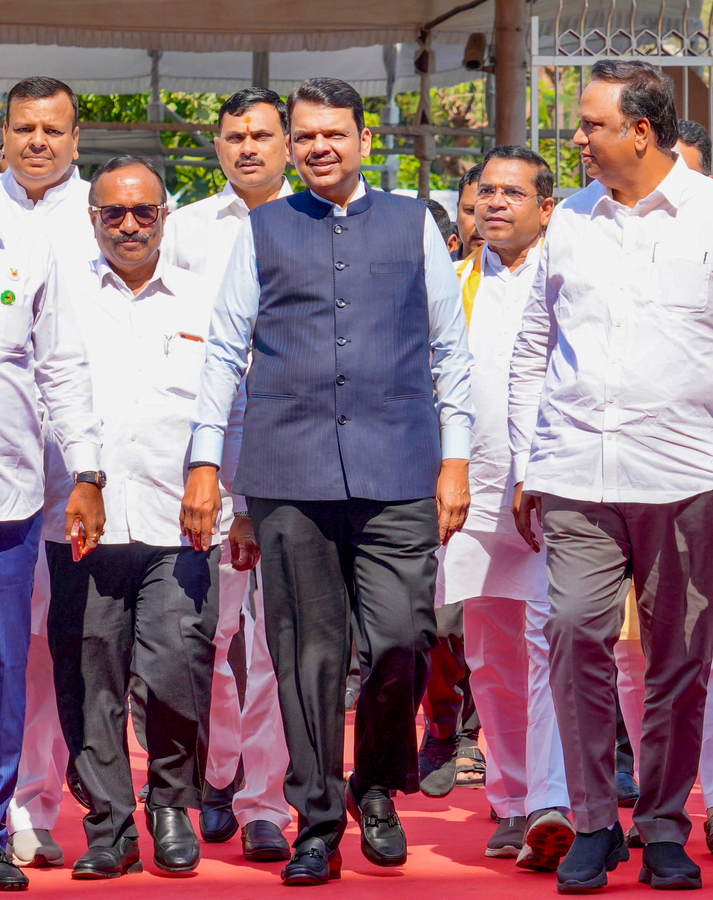 Maharashtra Govt. Launches Rescue Mission for Stranded Citizens in Gulf